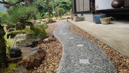 御浜砂利の洗出し仕上げ 市川 御浜砂利の洗出し仕上げ 市川