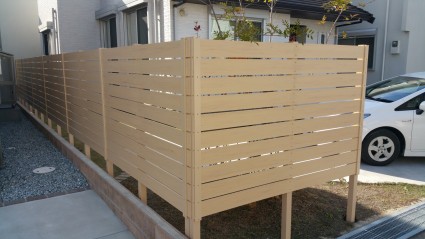 アーバンフェンス|丈夫で長持ちの樹脂フェンス アーバンフェンス|丈夫で長持ちの樹脂フェンス