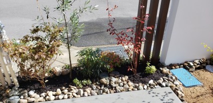 太子町外構|門廻り植栽工事ロックガーデン風 太子町外構|門廻り植栽工事ロックガーデン風