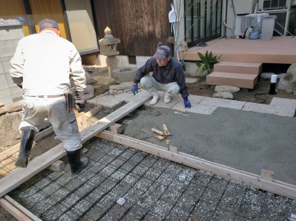 姫路市ガーデンリフォーム|駐車場土間コン工事 姫路市ガーデンリフォーム|駐車場土間コン工事