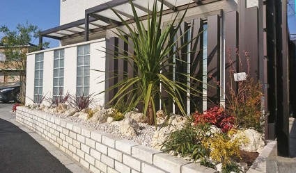 外構花壇の植栽工事 外構花壇の植栽工事