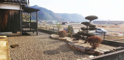 草が生えにくい庭づくり 草が生えにくい庭づくり