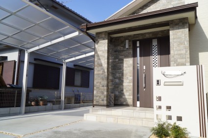 和モダンスタイルの門柱 和モダンスタイルの門柱