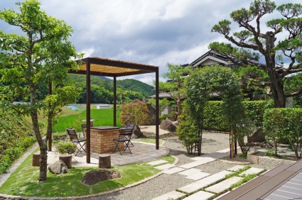 芝生の庭 芝生の庭